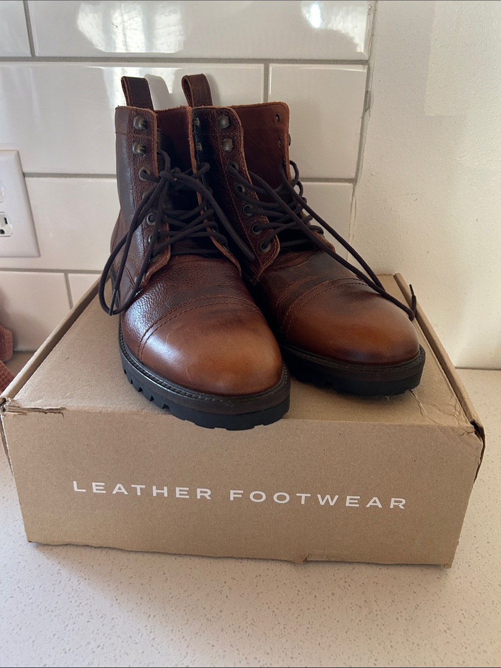 Men's Brown Leather Lace-Up Cap-Toe Boots - Picture 5 of 5